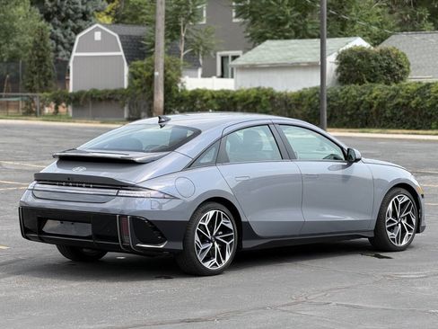 Used 2024 Hyundai Ioniq 6 SEL RWD image 5