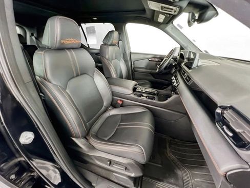 Certified 2023 Honda Pilot TrailSport image 30