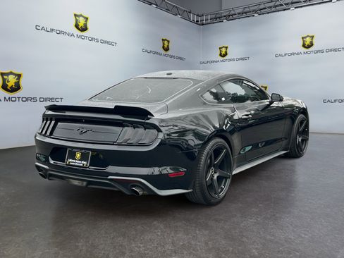 Used 2019 Ford Mustang Coupe w/ Black Accent Package RWD image 5