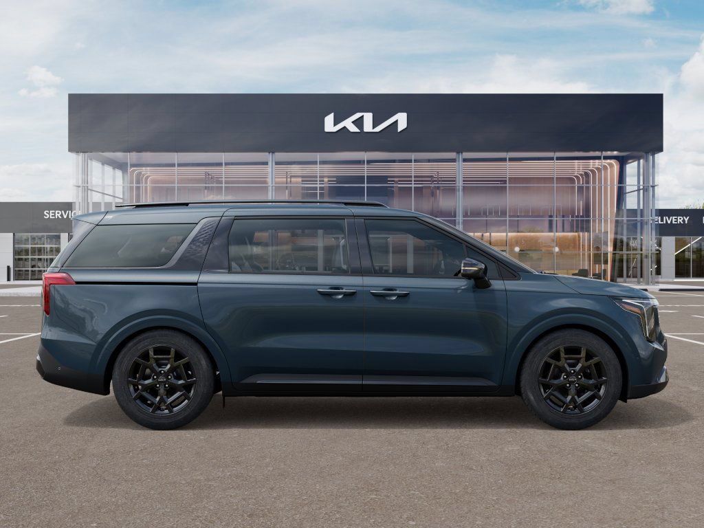 New 2025 Kia Carnival SX w/ SX Dark Edition Package FWD image 7