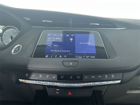 Certified 2022 Cadillac XT4 Luxury image 13