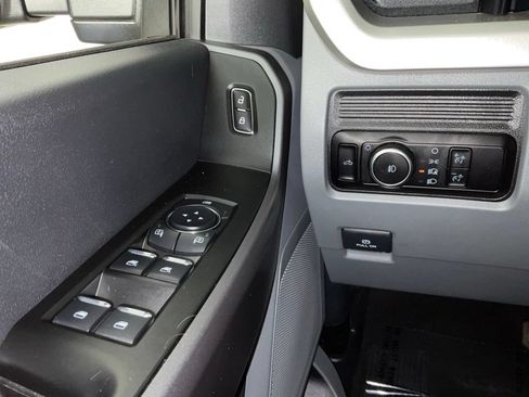 Certified 2025 Ford F350 XLT AWD/4WD image 19