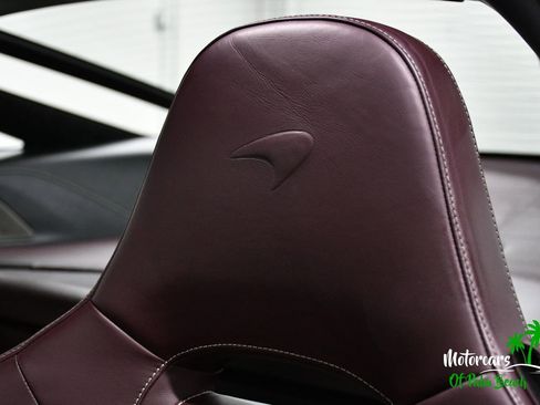 Used 2018 McLaren 720S RWD image 34