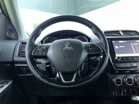 Used 2021 Mitsubishi Outlander Sport SE FWD image 20