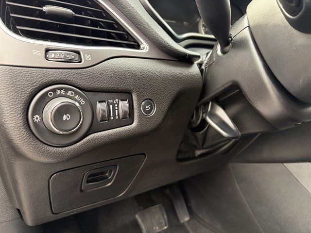 Used 2019 Jeep Cherokee Limited AWD/4WD image 22