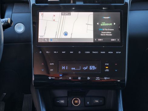 Certified 2022 Hyundai Tucson Limited image 28