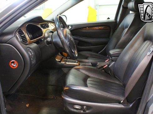 Used 2002 Jaguar X-TYPE 2.5 image 22