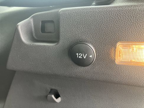 Used 2017 Ford Escape SE w/ Equipment Group 201A FWD image 13