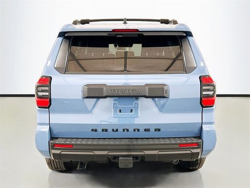 New 2026 Toyota 4Runner SR5 image 5