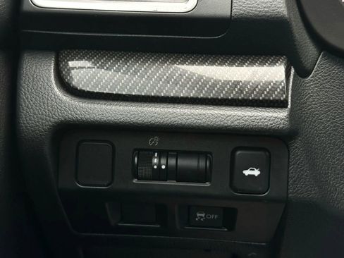 Used 2017 Subaru WRX Premium image 32