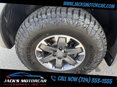 Used 2015 Nissan Xterra PRO-4X w/ Pro-4x Leather Package image 14