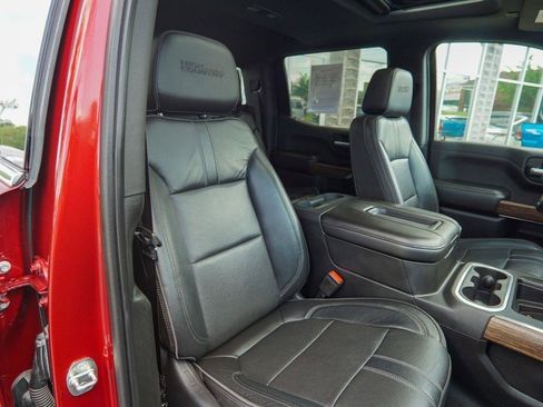 Used 2019 Chevrolet Silverado 1500 High Country w/ Technology Package AWD/4WD image 35