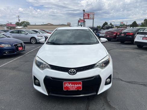 Used 2015 Toyota Corolla S FWD image 2