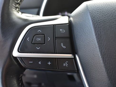 Used 2023 Toyota Highlander XSE image 23