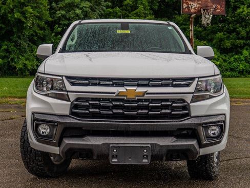 Used 2022 Chevrolet Colorado LT w/ LT Convenience Package AWD/4WD image 2