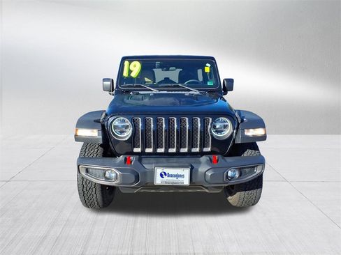 Used 2019 Jeep Wrangler Unlimited Rubicon w/ Cold Weather Group image 9