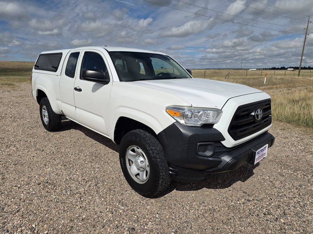 Used 2017 Toyota Tacoma SR RWD image 7