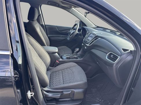 Used 2022 Chevrolet Equinox LT image 14