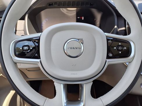 New 2026 Volvo XC90 B6 Ultra image 16