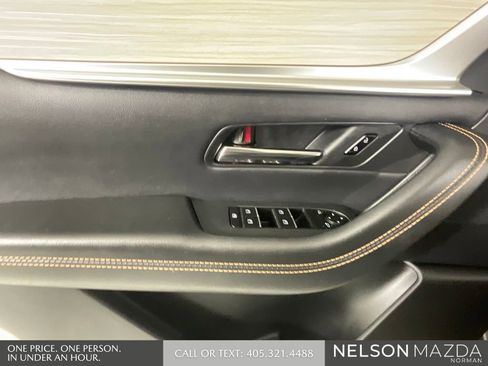 Certified 2025 MAZDA CX-90 Plug-In Hybrid w/ Preferred AWD/4WD image 17