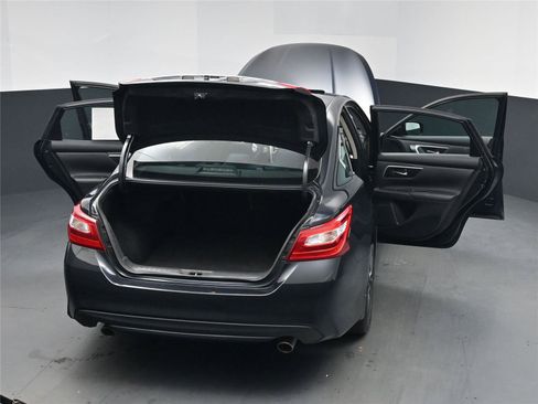 Used 2017 Nissan Altima 2.5 SV w/ Convenience Package image 25