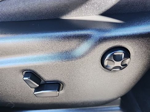 Certified 2021 Jeep Grand Cherokee Overland image 16