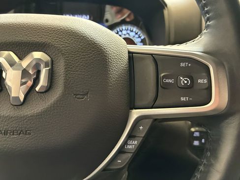 Used 2022 RAM 1500 Big Horn AWD/4WD image 25