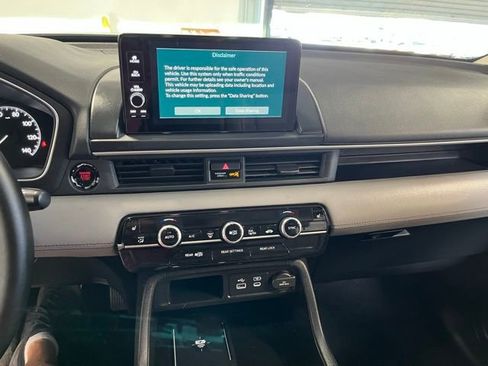 Used 2023 Honda Pilot Touring image 30