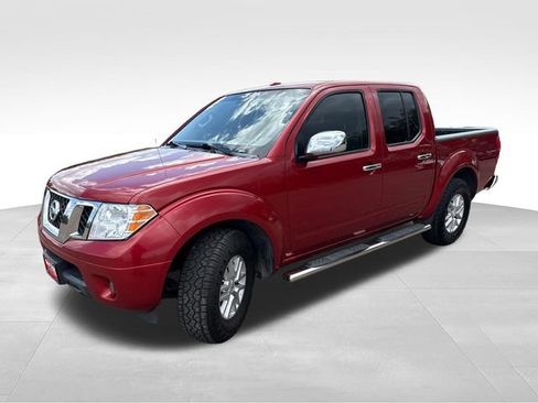 Used 2016 Nissan Frontier SV RWD image 3