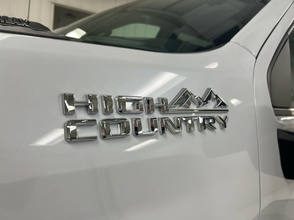 New 2026 Chevrolet Silverado 2500 High Country w/ Technology Package AWD/4WD image 27