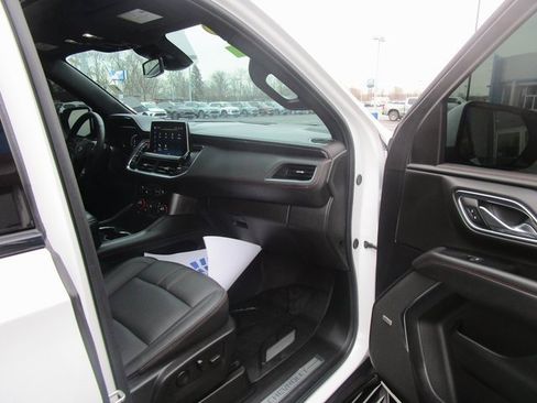 Certified 2024 Chevrolet Tahoe RST w/ Luxury Package image 27