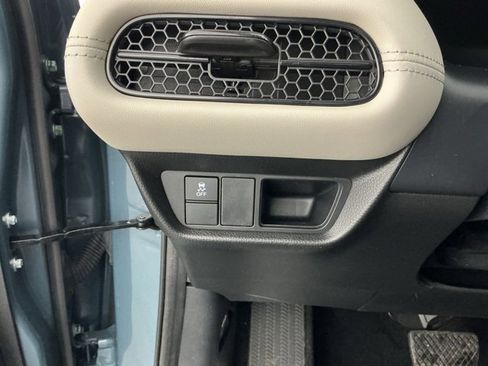 Certified 2024 Honda HR-V LX image 15