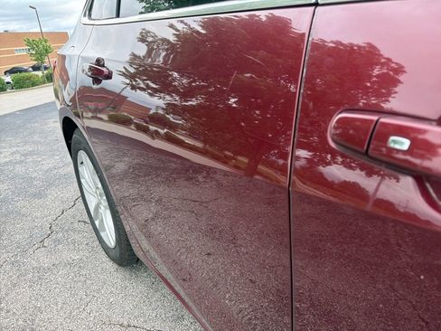 Used 2016 Chevrolet Malibu LT FWD image 16