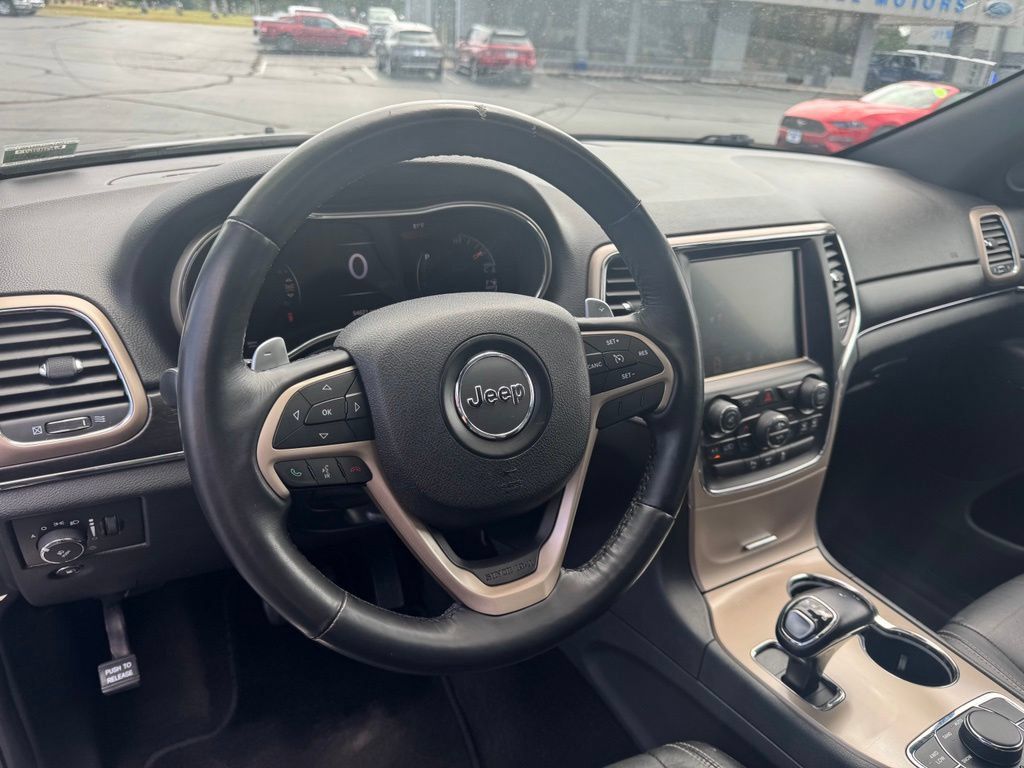 Used 2015 Jeep Grand Cherokee Limited AWD/4WD image 8