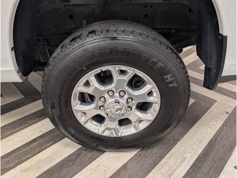Used 2023 RAM 3500 Laramie AWD/4WD image 20