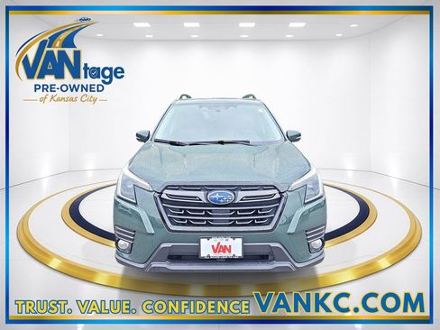 Used 2023 Subaru Forester Limited AWD/4WD image 2
