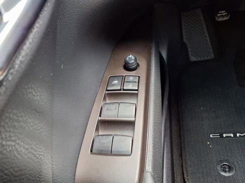 Used 2024 Toyota Camry SE FWD image 24