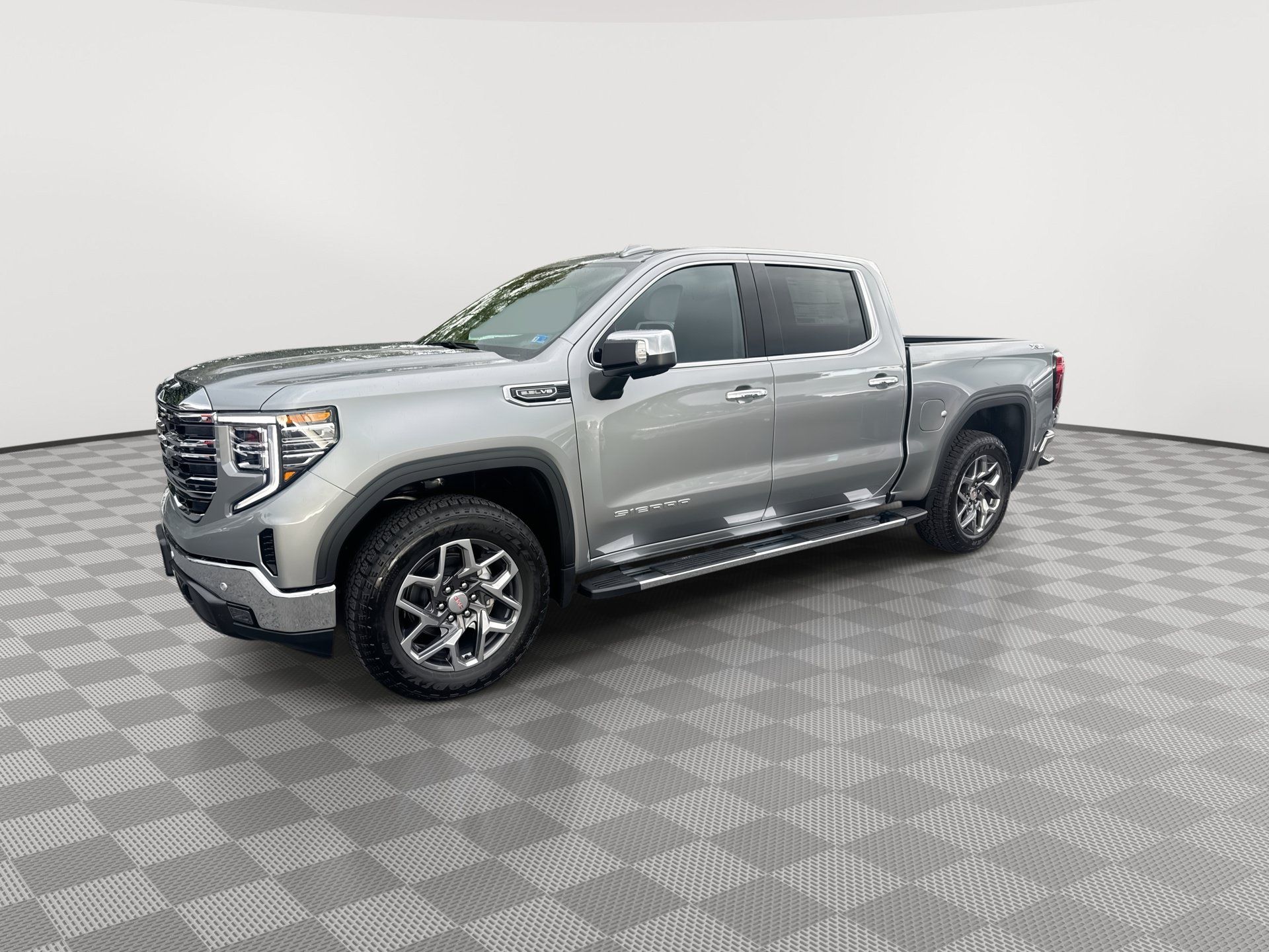 New 2026 GMC Sierra 1500 SLT w/ SLT Premium Plus Package AWD/4WD image 4