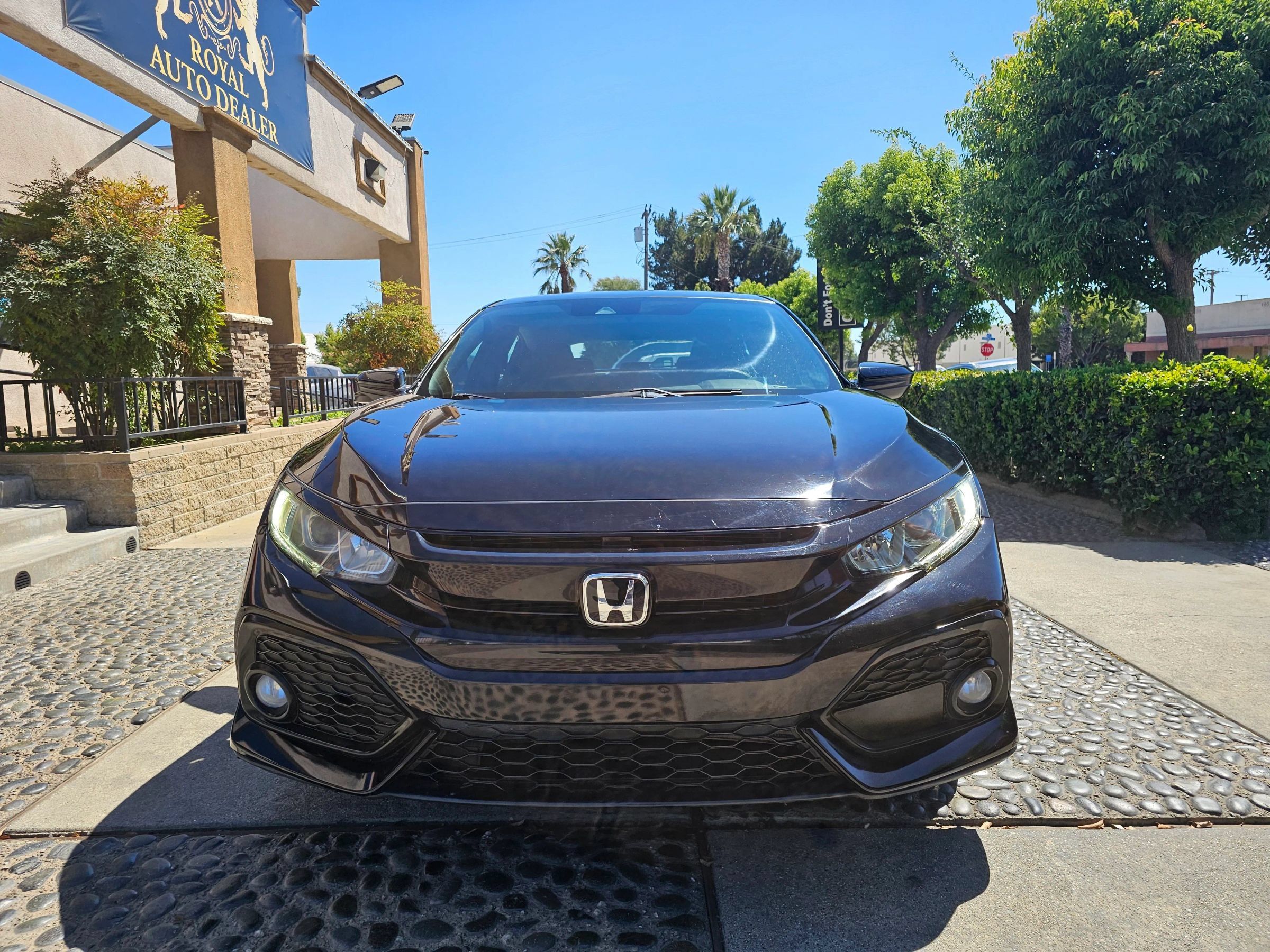 Used 2019 Honda Civic EX image 2