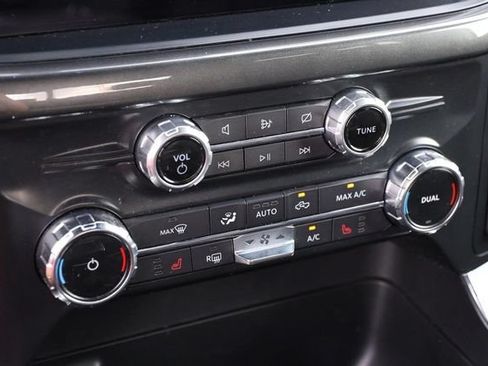 Used 2022 Ford F150 XLT w/ Equipment Group 302A High AWD/4WD image 19