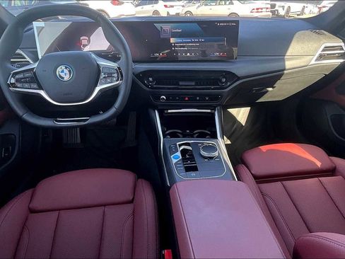 Used 2025 BMW i4 eDrive40 w/ Parking Assistance Package image 18