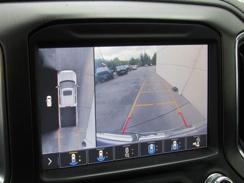 Used 2019 GMC Sierra 1500 AT4 w/ AT4 Premium Package AWD/4WD image 36