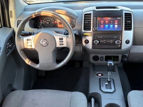 Certified 2021 Nissan Frontier SV w/ SV Utility Package image 12