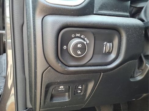 Used 2023 RAM 1500 Big Horn AWD/4WD image 21