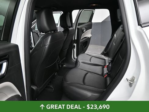 Used 2025 Jeep Compass Limited AWD/4WD image 28