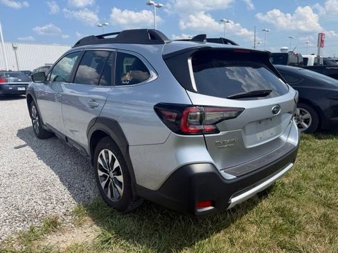 Used 2024 Subaru Outback Limited AWD/4WD image 6