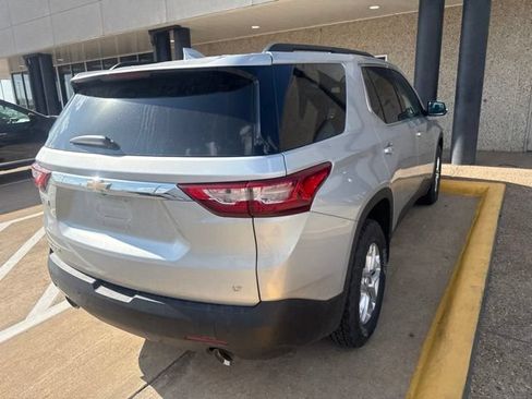 Used 2019 Chevrolet Traverse LT FWD image 7