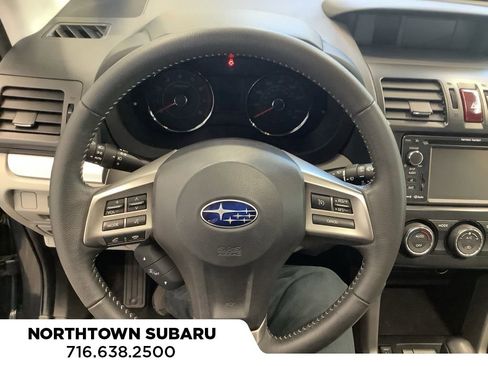 Used 2014 Subaru Forester 2.5i Touring AWD/4WD image 12
