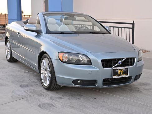Used 2008 Volvo C70 T5 image 13