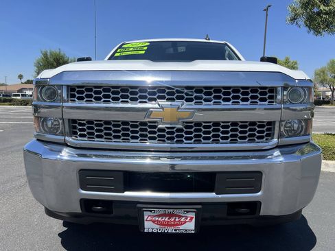 Used 2019 Chevrolet Silverado 2500 W/T w/ WT Convenience Package RWD image 3